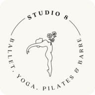 Logo de Studio 8